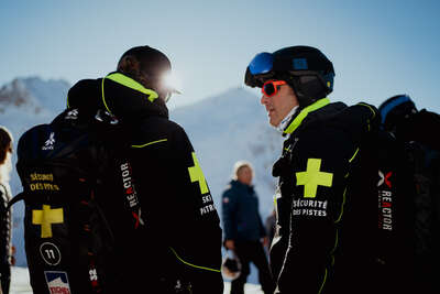 Pisteurs sur le domaine skiable de Tignes